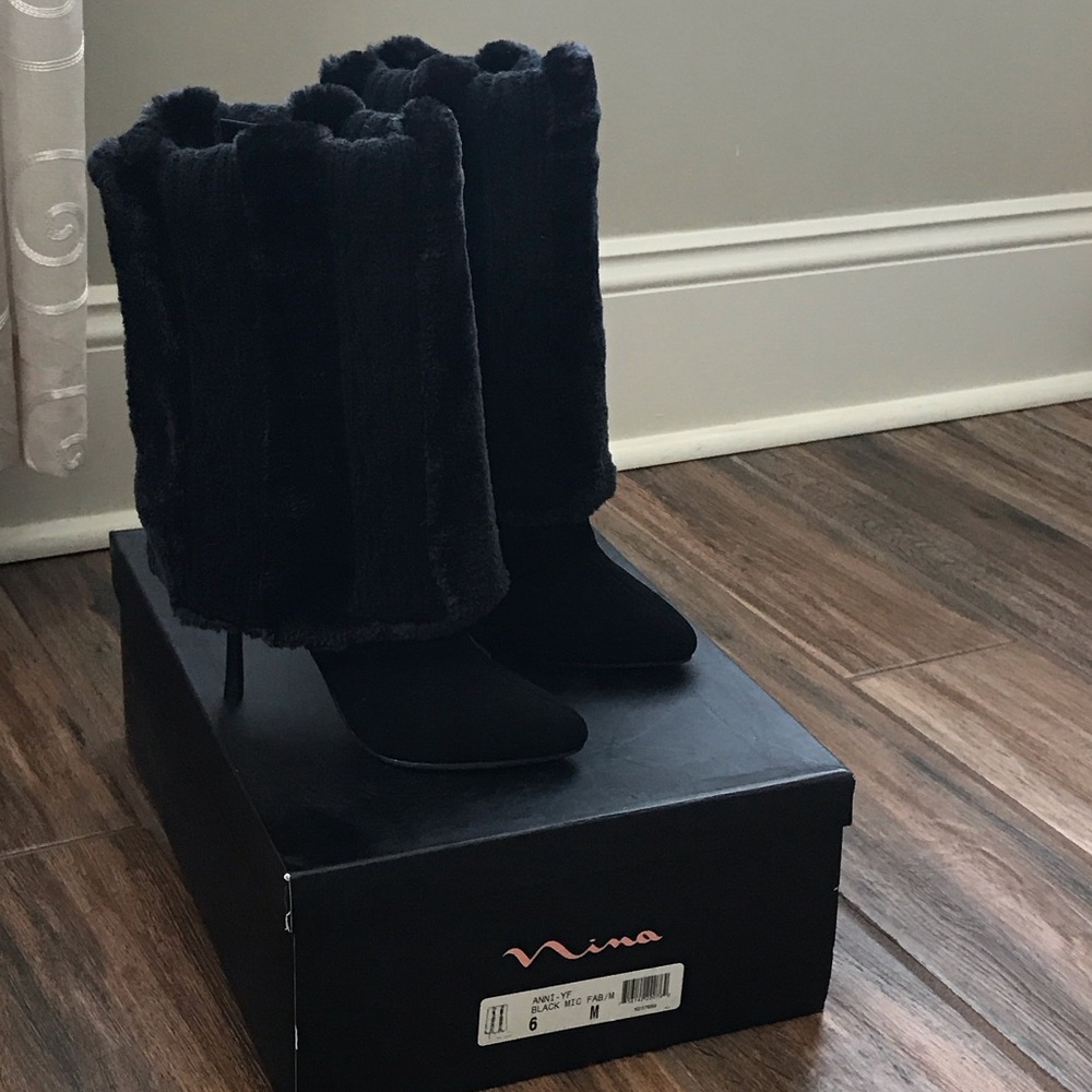 Nina Elegant Black Fur Boots EUC